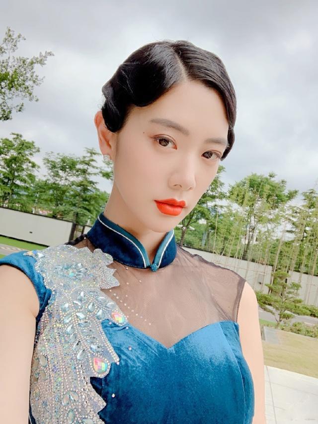 17间房主播跳舞 直播4